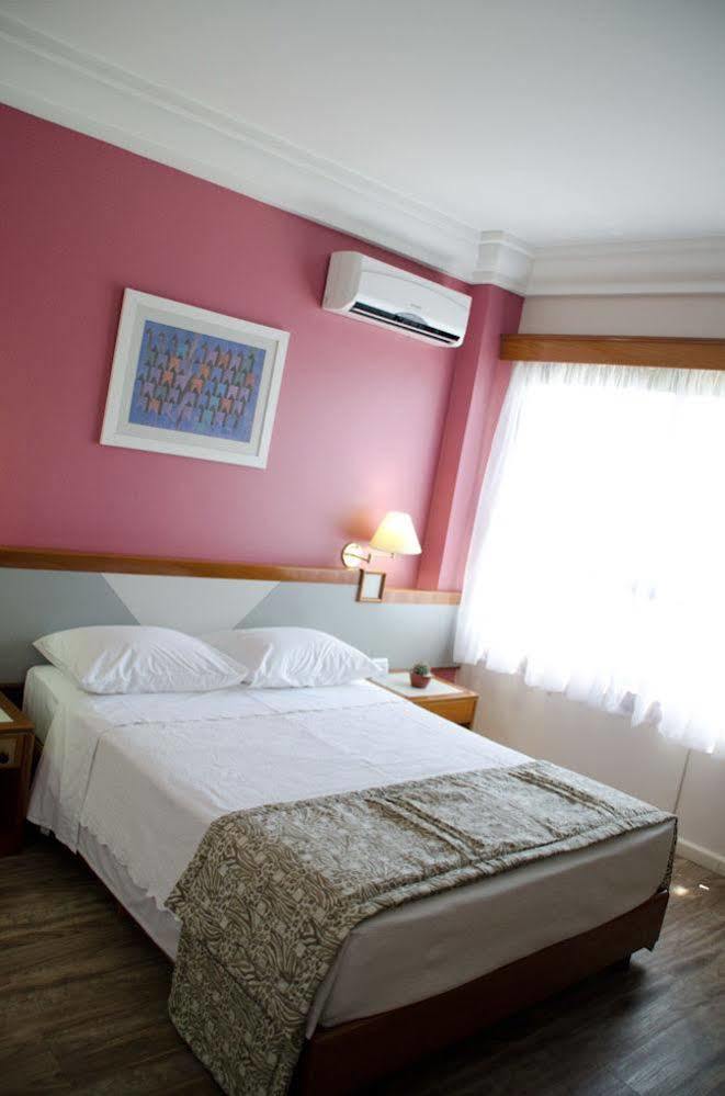 Cachoeiro Plaza Hotel Качоейро де Итапемирим Екстериор снимка