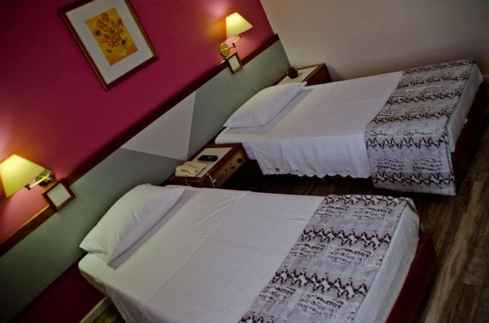 Cachoeiro Plaza Hotel Качоейро де Итапемирим Екстериор снимка